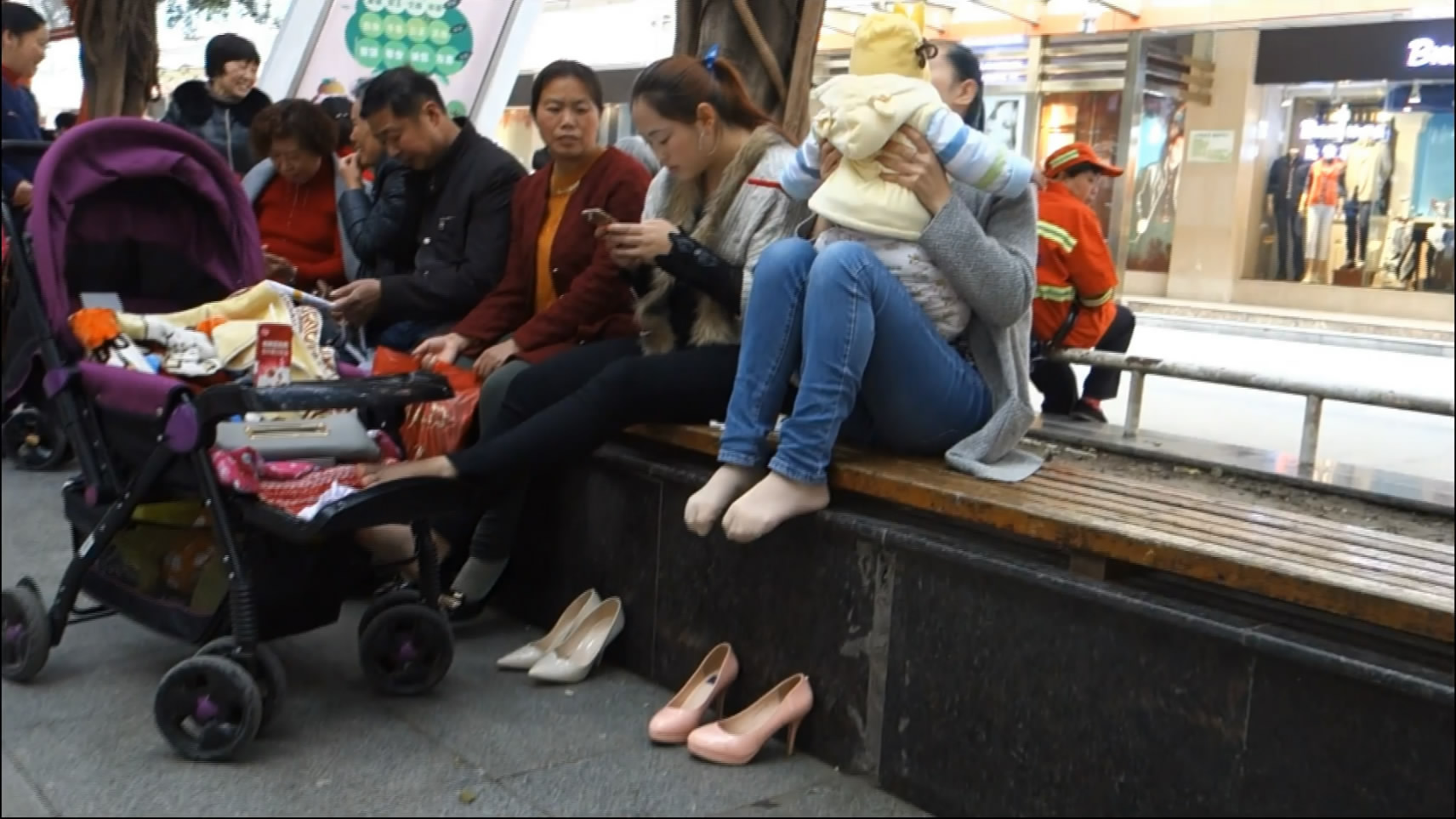streetsnapnylon[00 00 49][20181203 221109 4]